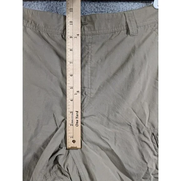 REI Co-op Shorts Mens 40 Nylon Hiking Outdoor Relaxed Cargo Pockets Beige - Picture 10 of 16